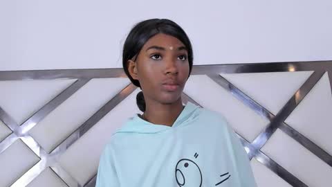 marianrosse online show from November 28, 5:38 pm