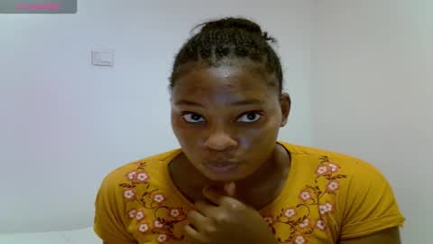 Pauline online show from March 22, 9:43 pm