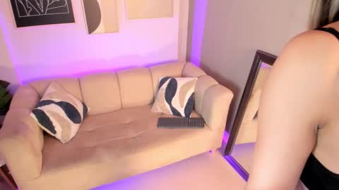 marie_bass online show from February 2, 1:21 pm