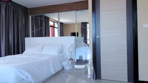 Marie online show from January 9, 6:59 am