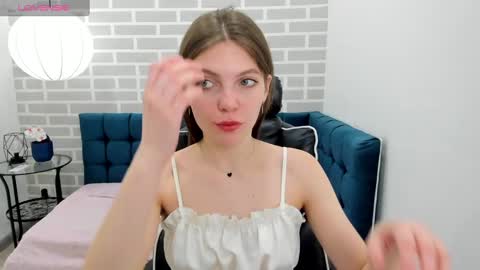 Mary 3 online show from February 23, 1:31 am