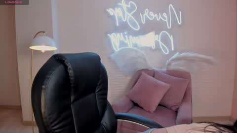  Im Marie Jane  online show from January 11, 10:51 am