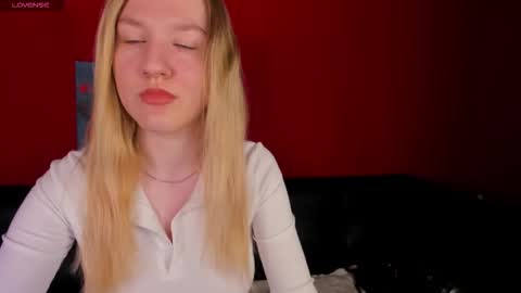 mariel_brown online show from September 17, 8:34 am