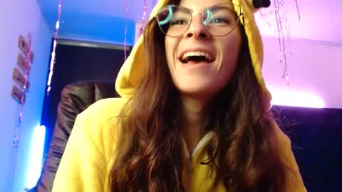 Mariie online show from January 10, 7:00 pm