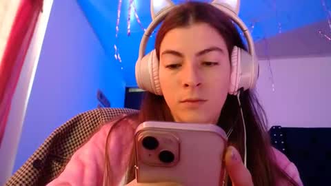 Mariie online show from January 1, 2:42 pm