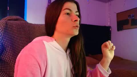 Mariie online show from January 2, 4:02 pm