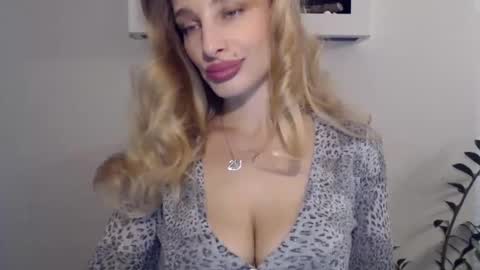 MarilynDevilish online show from January 10, 7:46 am