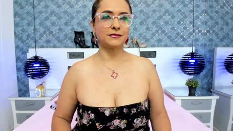 Marilyn Vega online show from January 22, 9:11 pm