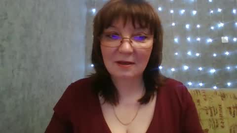 marinamrs online show from December 19, 10:57 pm