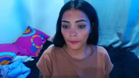 marisa online show from December 16, 4:23 am