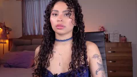    online show from September 25, 10:40 pm