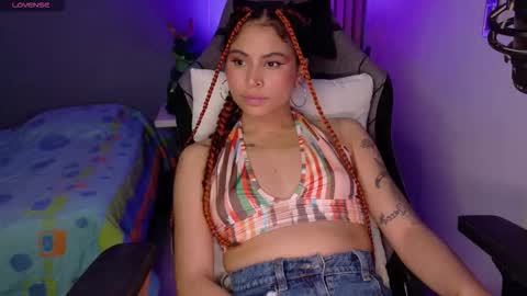    online show from November 1, 7:40 pm