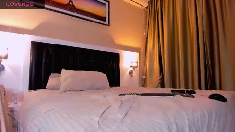 Mari online show from February 4, 1:47 pm