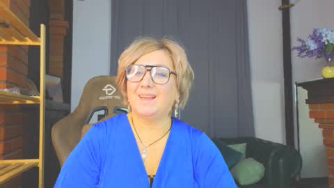 marta_wils online show from November 18, 5:30 am