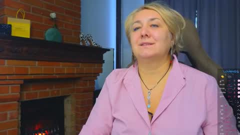 marta_wils online show from September 30, 6:52 am