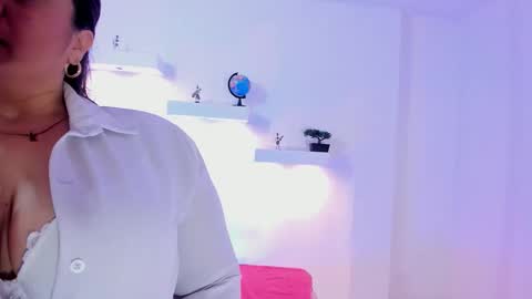   MARTINA   online show from January 14, 12:32 pm