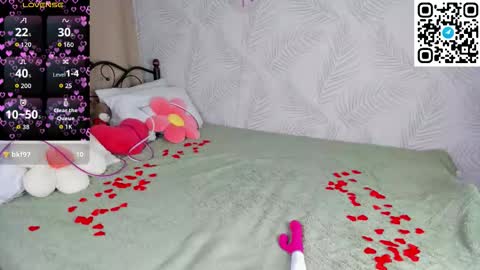 mary__bailey online show from February 14, 12:45 am