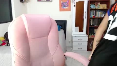 mary online show from February 22, 12:49 am