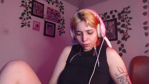                      100   online show from December 18, 4:20 am