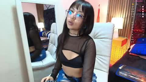 mary_luckaysha online show from March 24, 1:00 am