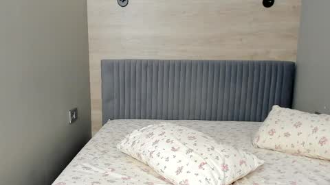 mary_phoenix online show from March 29, 8:41 pm