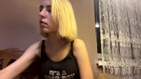 Tessa  online show from February 13, 8:10 pm