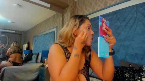 maryhawkey online show from January 19, 11:28 am