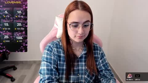 Dulce Maria online show from January 23, 3:26 am