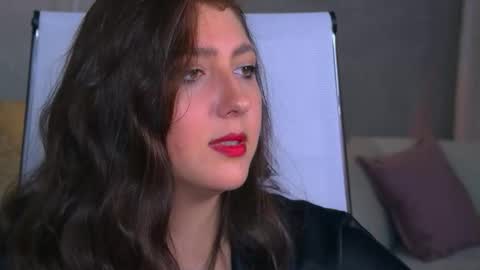 Mary Miller online show from October 22, 11:37 am