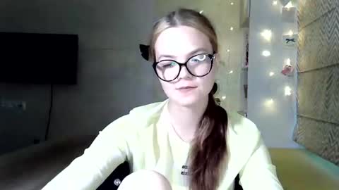 Nessa online show from June 23, 4:16 pm