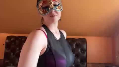 maskedflirt3 online show from March 26, 6:09 pm