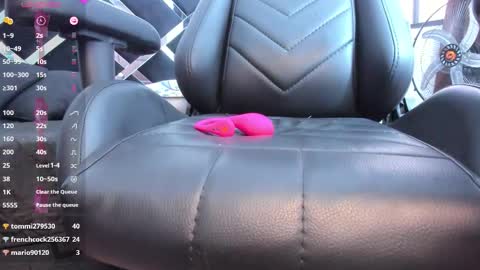 Scarlet  online show from March 6, 11:00 pm