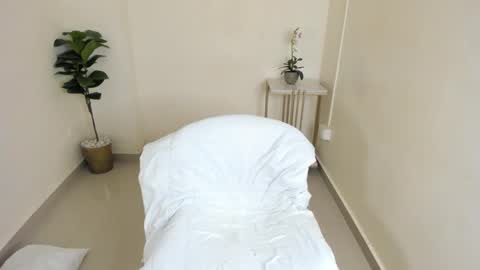 Mathilde  online show from September 13, 3:36 am