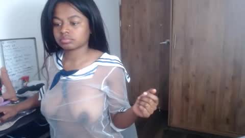 Daniela online show from January 9, 12:30 pm