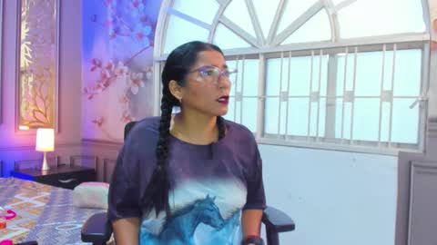 Maria online show from February 5, 12:30 pm