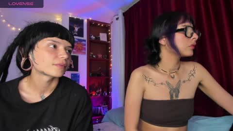 mavimist_ online show from April 5, 1:48 am