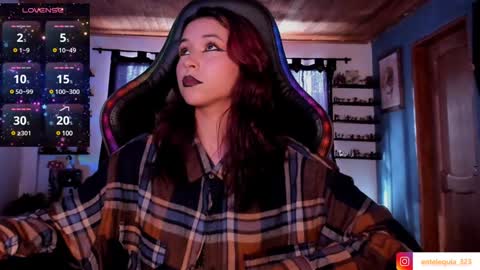 Hilary online show from February 3, 9:18 pm