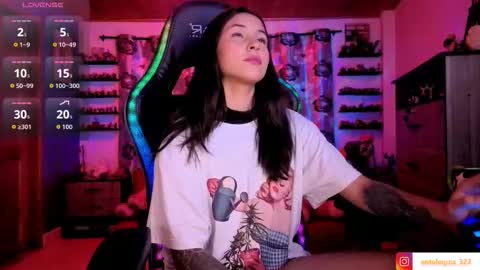 Hilary online show from February 4, 11:30 pm