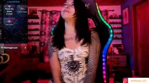 Hilary online show from December 19, 11:19 pm