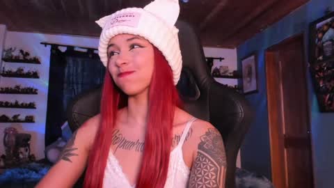 Hilary online show from December 14, 10:50 pm