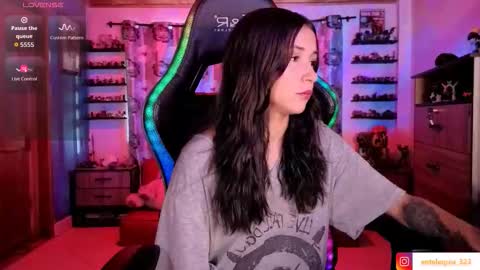 Hilary online show from February 18, 10:31 pm