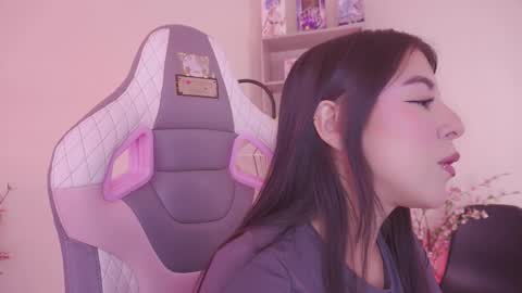 MAVY online show from February 12, 8:32 pm