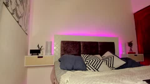 Max online show from January 26, 1:20 am