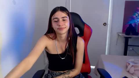 maxinesex_ online show from November 6, 6:25 pm