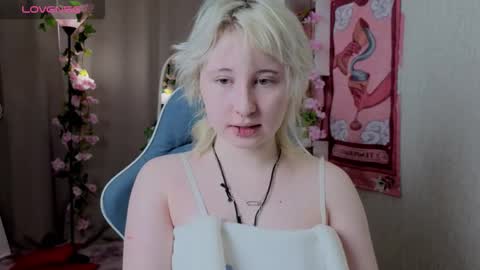 Mary online show from March 4, 1:56 am