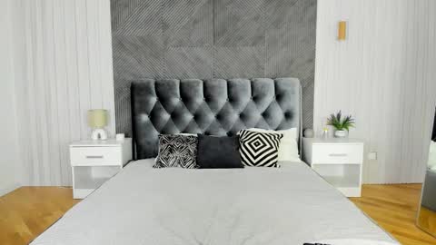 Maya online show from September 12, 4:47 pm