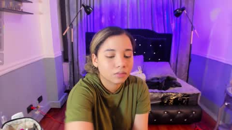 Maya online show from November 21, 2:57 am