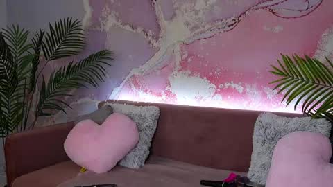 M A Y A online show from March 1, 4:12 am