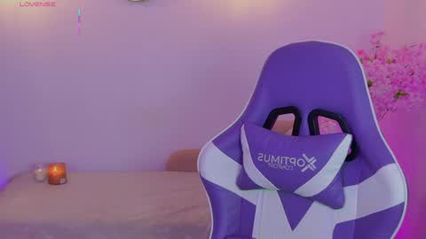 Maya Vexx online show from June 1, 3:36 pm
