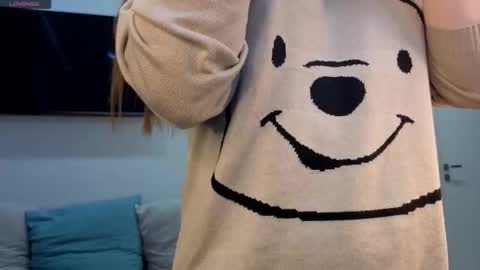 My name Casey  online show from January 8, 4:27 am